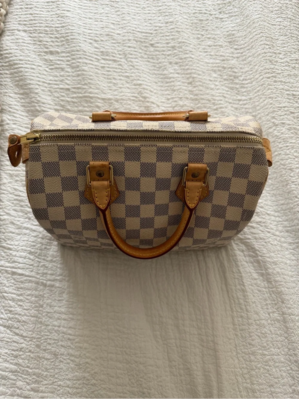 Louis Vuitton stylish checkered
